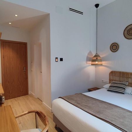 Casa Du Soleil Hostal Boutique มาดริด ภายนอก รูปภาพ