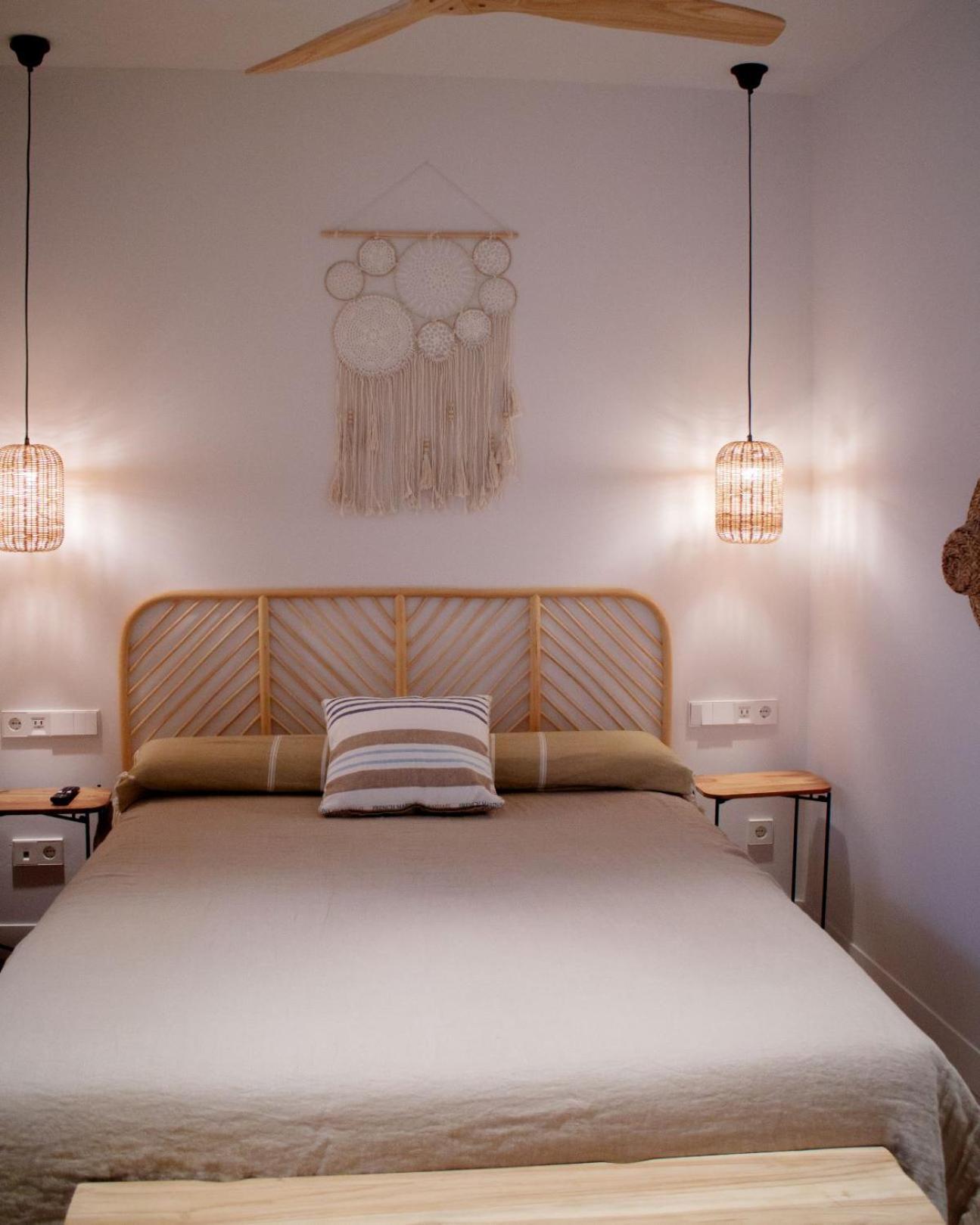 Casa Du Soleil Hostal Boutique มาดริด ภายนอก รูปภาพ