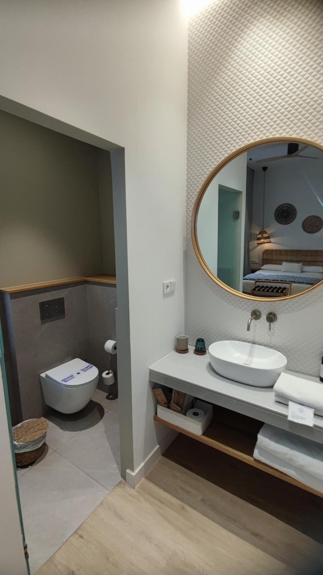 Casa Du Soleil Hostal Boutique มาดริด ภายนอก รูปภาพ